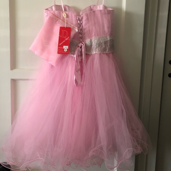 Dress - Picture 2 of 4